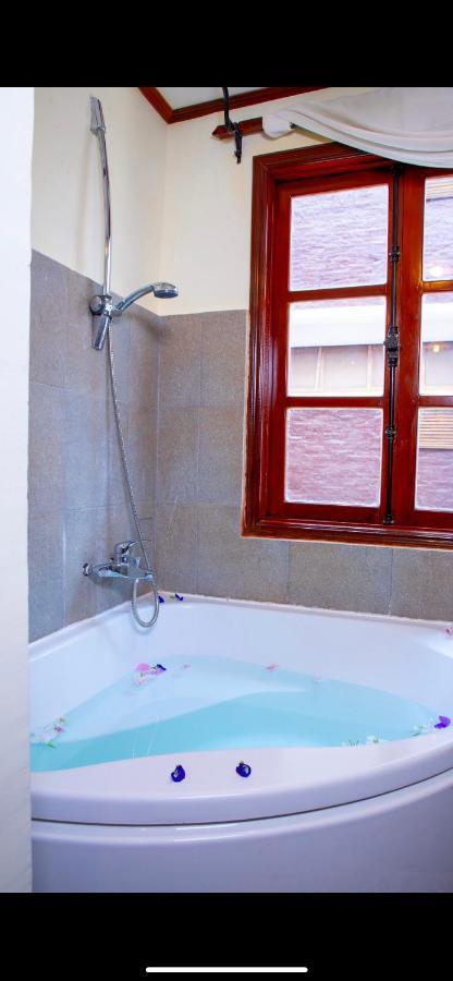 Phongsavath Boutique Hotel Вьентьян Экстерьер фото