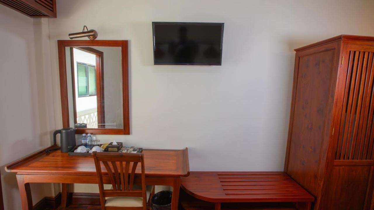 Phongsavath Boutique Hotel Вьентьян Экстерьер фото